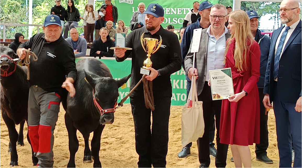 Mirosław Szychulski, hodowca Czempiona w kategorii buhaje do 24 miesięcy rasy Angus (buhaj Horizon)